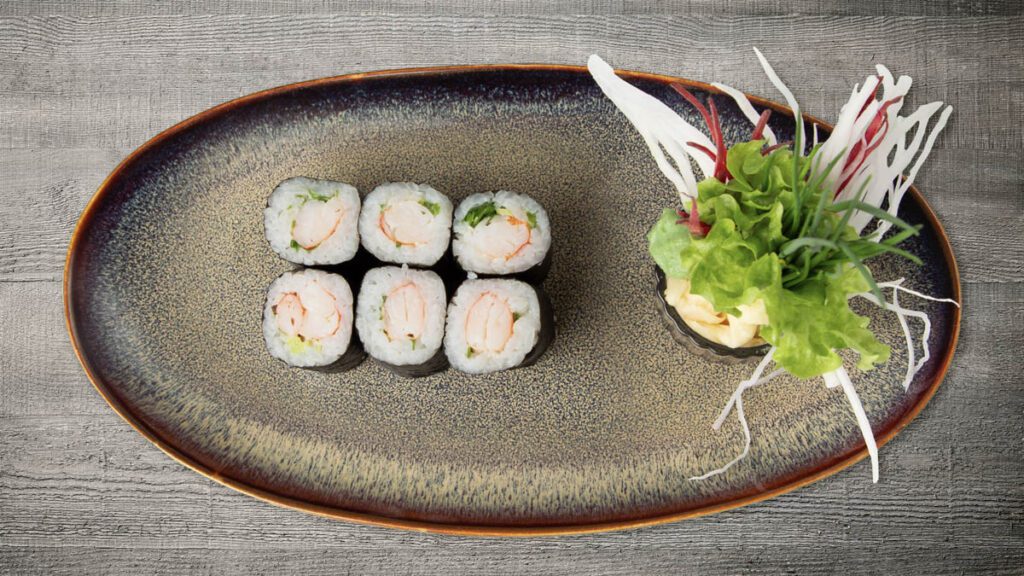 Ebi Negi Maki mit Garnelen, Lauch und Mayonnaise